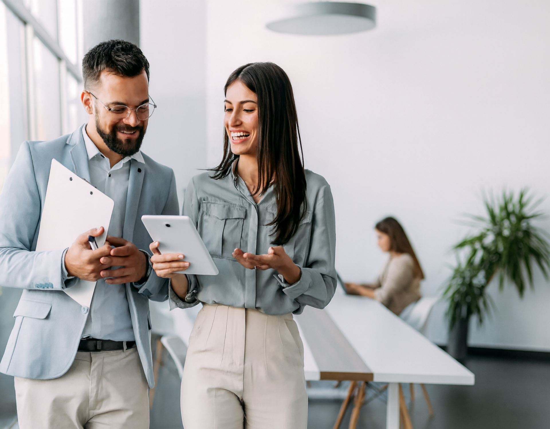 Man and woman laughing 